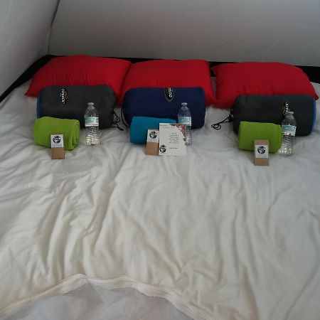 Camping & Travel Antigua ภายนอก รูปภาพ